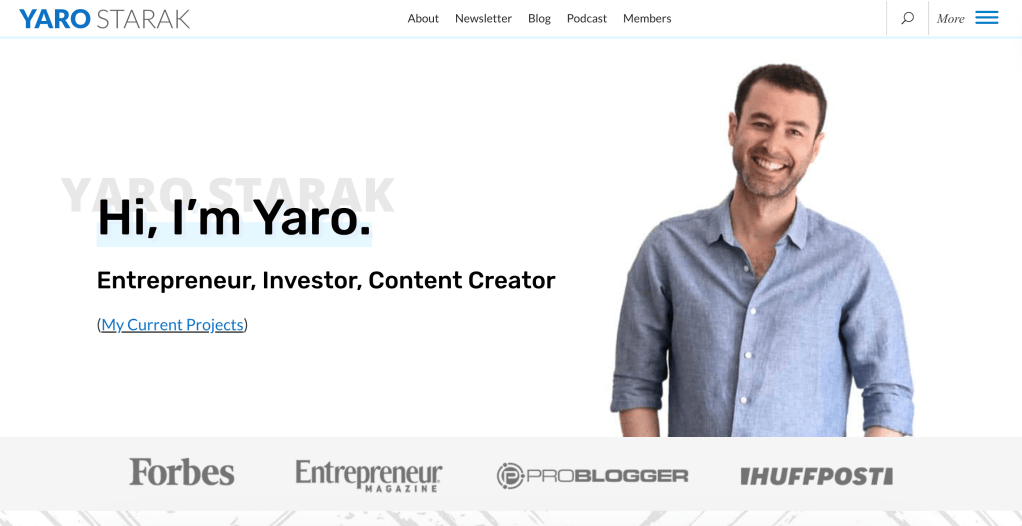 A smiling man in a blue shirt introduces himself as Yaro Starak, an entrepreneur, investor, and content creator.